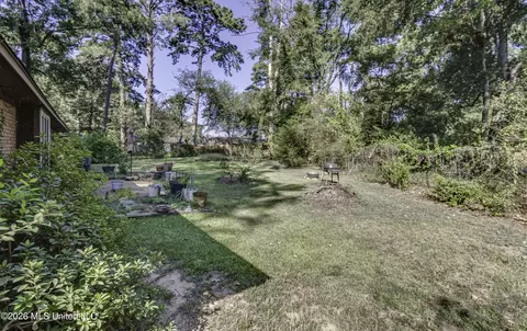 Exterior - 405 Deborah Cir, Jackson, MS 39212 photo 2 of 3