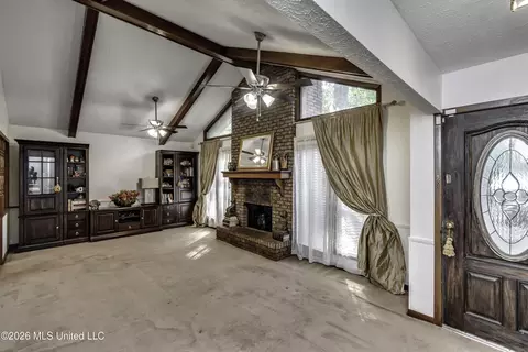 Living - 405 Deborah Cir, Jackson, MS 39212 photo 1 of 2