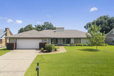 428 Cove Dr, Biloxi, MS 39531