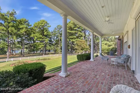 Exterior - 1039 Cedar Hill Rd, Madison, MS 39110 photo 10 of 24