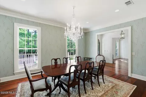 Dining - 1039 Cedar Hill Rd, Madison, MS 39110 photo 2 of 5