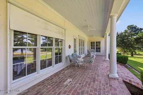 Exterior - 1039 Cedar Hill Rd, Madison, MS 39110 photo 8 of 24