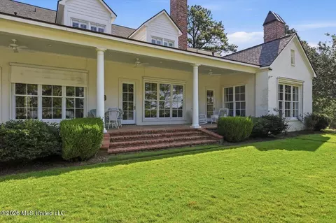 Exterior - 1039 Cedar Hill Rd, Madison, MS 39110 photo 11 of 24