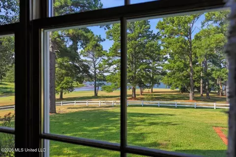 View/Area - 1039 Cedar Hill Rd, Madison, MS 39110 photo 2 of 21