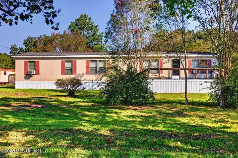 9 Pump Branch Rd # A, Wiggins, MS 39577 photo 3
