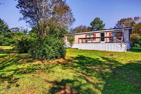 9 Pump Branch Rd # A, Wiggins, MS 39577 photo 5