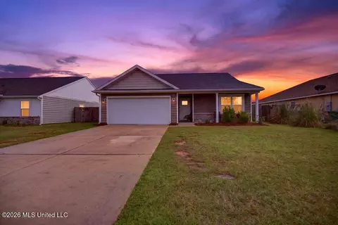 13301 Wisteria Dr, Gulfport, MS 39503