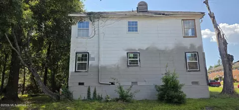 1205 Lawnview Pl, Jackson, MS 39203 photo 2
