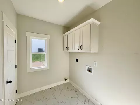 Other - 2484 Saint Ives Ln, Hernando, MS 38632 photo 2 of 3