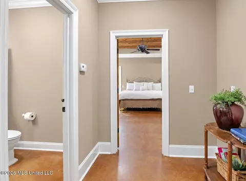 Entry Way - 166 Stratford Dr, Brandon, MS 39042 photo 2 of 4