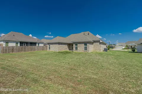 Exterior - 203 Silver Maple Pl, Canton, MS 39046 photo 7 of 12