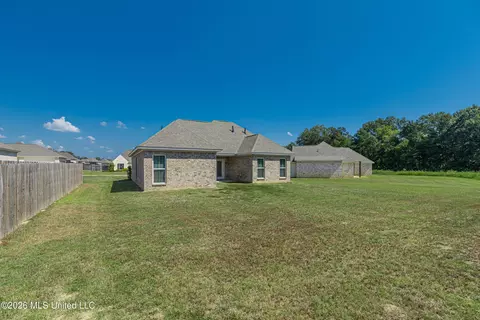 Exterior - 203 Silver Maple Pl, Canton, MS 39046 photo 6 of 12