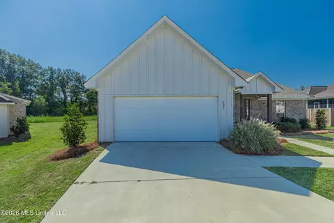 Exterior - 203 Silver Maple Pl, Canton, MS 39046 photo 11 of 12