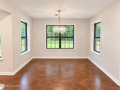 Dining - 3461 Amy Dr, Nesbit, MS 38651 photo 1 of 1