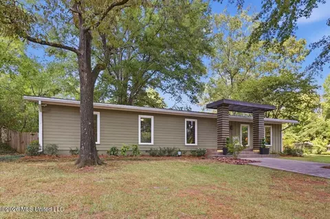 Exterior - 1980 Aztec Dr, Jackson, MS 39211 photo 2 of 9