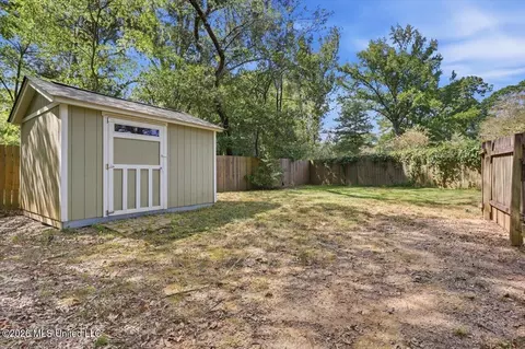 Exterior - 1980 Aztec Dr, Jackson, MS 39211 photo 8 of 9