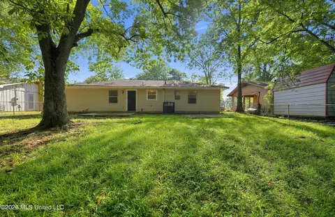 Exterior - 615 Rich Dr, Jackson, MS 39209 photo 1 of 2