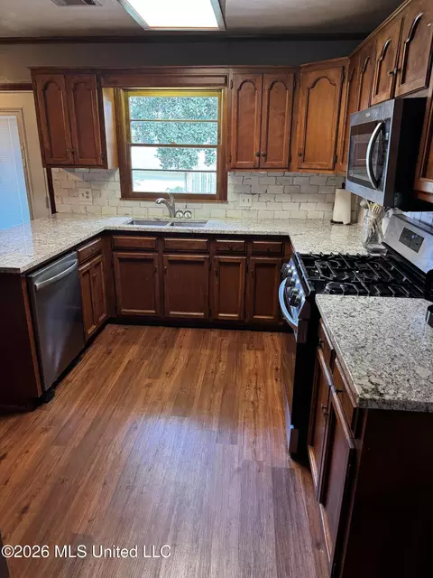 Kitchen - 211 Avenue B, Brookhaven, MS 39601 photo 1 of 1