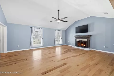 Living - 5428 Diamondhead Dr E, Diamondhead, MS 39525 photo 2 of 8