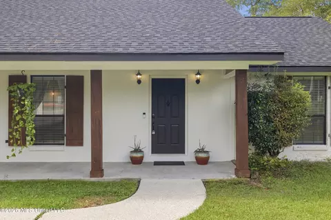 Exterior - 5428 Diamondhead Dr E, Diamondhead, MS 39525 photo 4 of 16