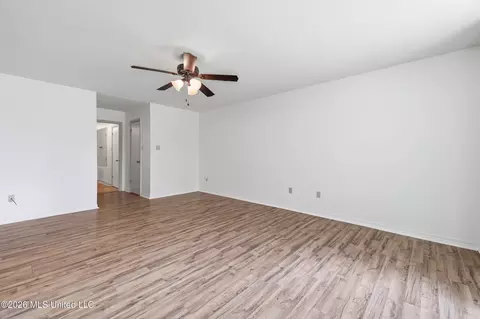 Living - 5428 Diamondhead Dr E, Diamondhead, MS 39525 photo 8 of 8