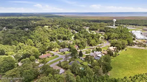 View/Area - 5428 Diamondhead Dr E, Diamondhead, MS 39525 photo 8 of 13