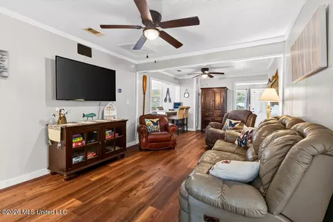 Living - 4013 Griffin St, Moss Point, MS 39563 photo 1 of 1