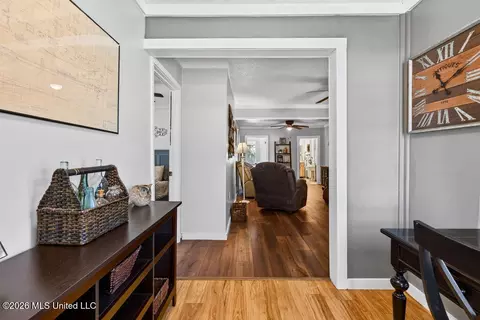Entry Way - 4013 Griffin St, Moss Point, MS 39563 photo 4 of 4