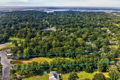 View/Area - 4013 Griffin St, Moss Point, MS 39563 photo 6 of 9