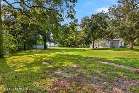 Exterior - 4013 Griffin St, Moss Point, MS 39563 photo 7 of 10