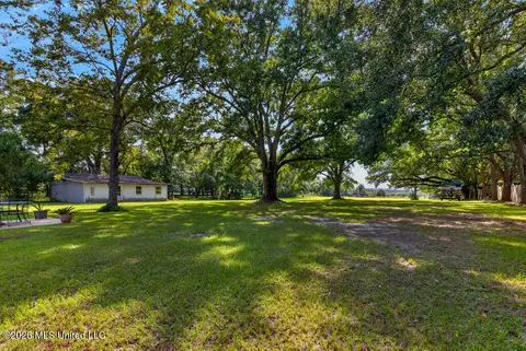 Exterior - 4013 Griffin St, Moss Point, MS 39563 photo 9 of 10
