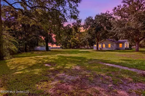 Exterior - 4013 Griffin St, Moss Point, MS 39563 photo 6 of 10