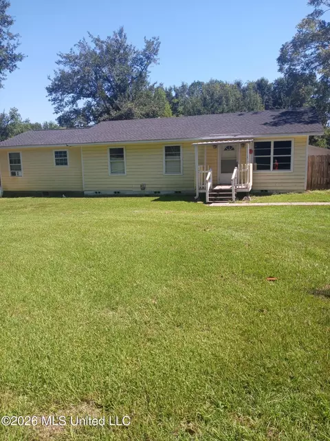 844 Blue Meadow Rd, Bay Saint Louis, MS 39520