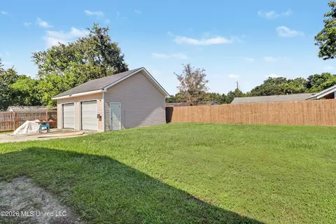 Exterior - 210 Gates Ave, Long Beach, MS 39560 photo 1 of 3