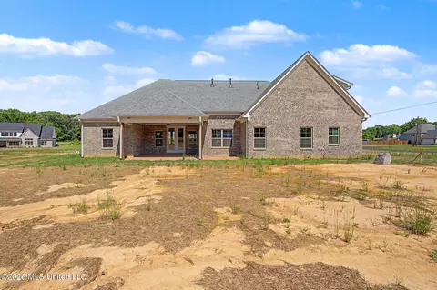 Exterior - 4677 Taylor Trl, Hernando, MS 38632 photo 5 of 5