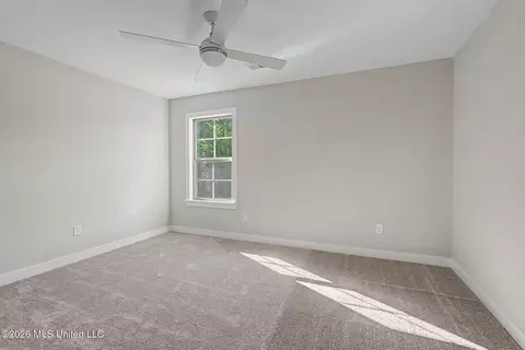 Bedroom - 9065 Bennett Trl, Hernando, MS 38632 photo 3 of 5