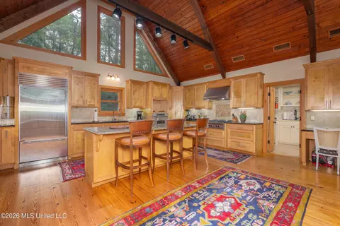 Kitchen - 290 Hickory Hills Loop, Purvis, MS 39475 photo 5 of 6