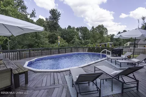 Exterior - 664 Robertson Way, Hernando, MS 38632 photo 9 of 14