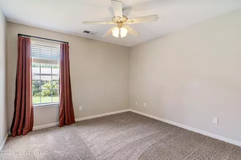 Bedroom - 1213 Pontotoc St, Hernando, MS 38632 photo 3 of 5