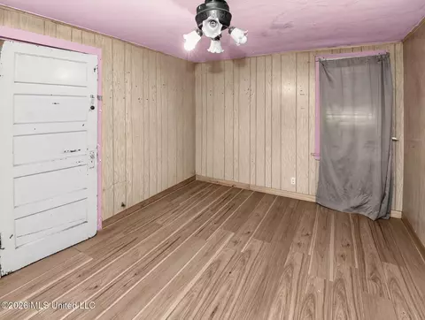 Bedroom - 135 Alma St, Tutwiler, MS 38963 photo 5 of 6