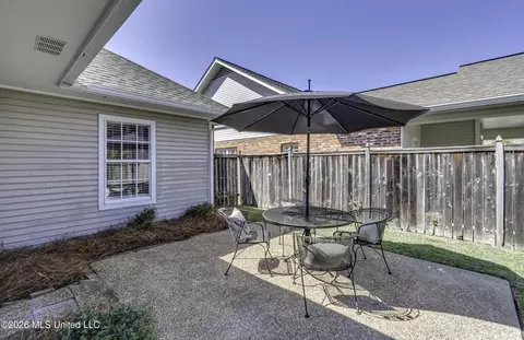 Exterior - 1014 Cherrystone Ct, Madison, MS 39110 photo 6 of 8