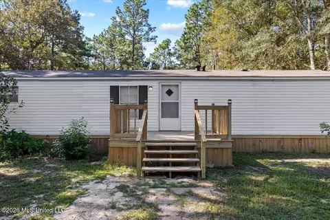 28 Herrington, Wiggins, MS 39577 photo 3