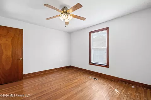 Bedroom - 5126 Smith Rd, Coldwater, MS 38618 photo 3 of 3