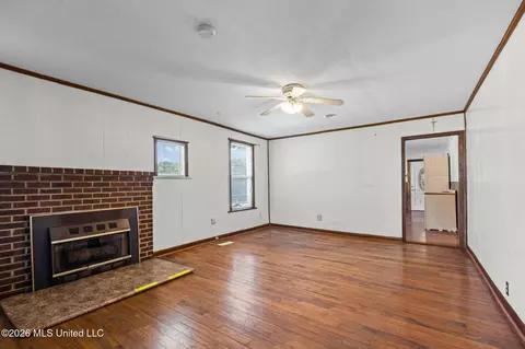 Living - 5126 Smith Rd, Coldwater, MS 38618 photo 1 of 4