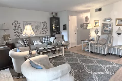 Living - 294 Highpoint Dr, Diamondhead, MS 39525 photo 1 of 2