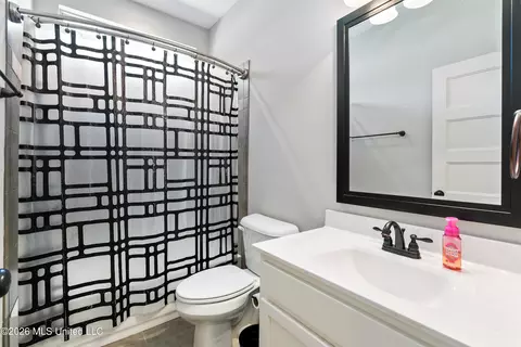 Bath - 3629 Williams Brooke Ln, Hernando, MS 38632 photo 4 of 5