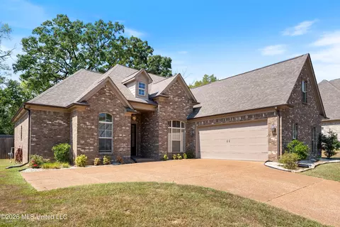 Exterior - 3629 Williams Brooke Ln, Hernando, MS 38632 photo 3 of 8