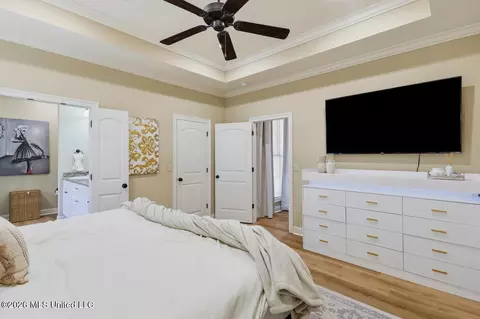 Bedroom - 304 Ridge Pointe Dr, Brandon, MS 39042 photo 2 of 3