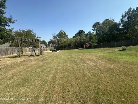 Exterior - 10330 Loftin Dr, Olive Branch, MS 38654 photo 2 of 2