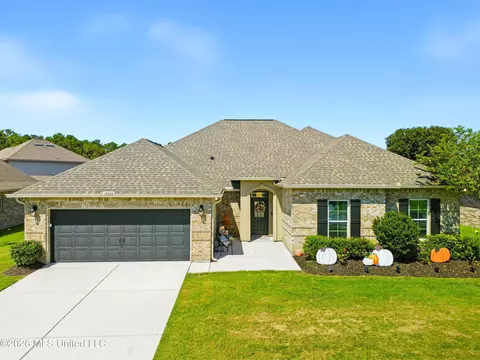 13253 Marys Way, D'iberville, MS 39540